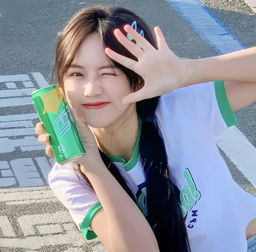 屋顶上的绿宝石